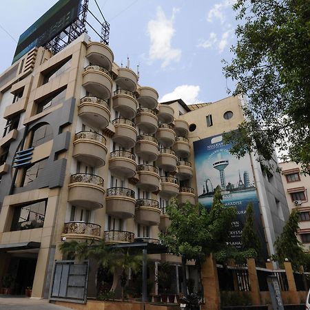 Neelkanth Paradise Hotel Ahmedabad Exterior foto